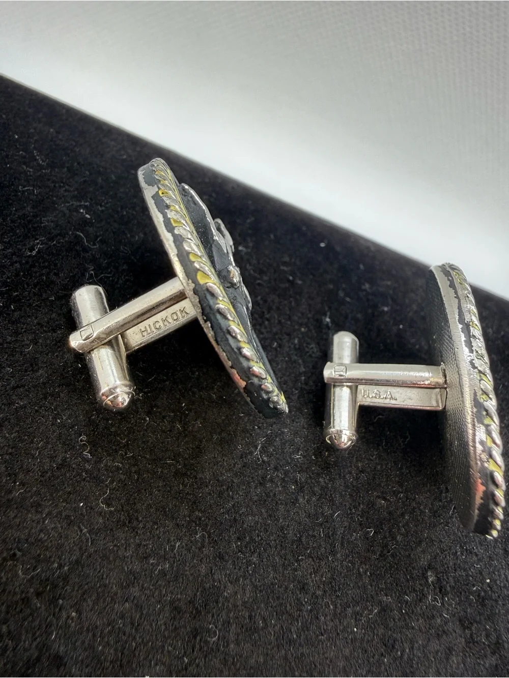 Vintage Hickok USA Rhodium Plated Horse & Rider Oval Cufflinks Equestrian